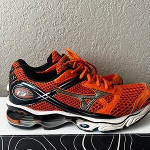 Mizuno wave creation 13 shoes